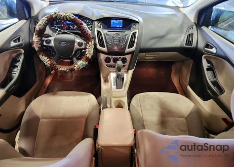 2013 Ford Focus Se z USA, uszkodzony, nr VIN 1FADP3K28DL139686